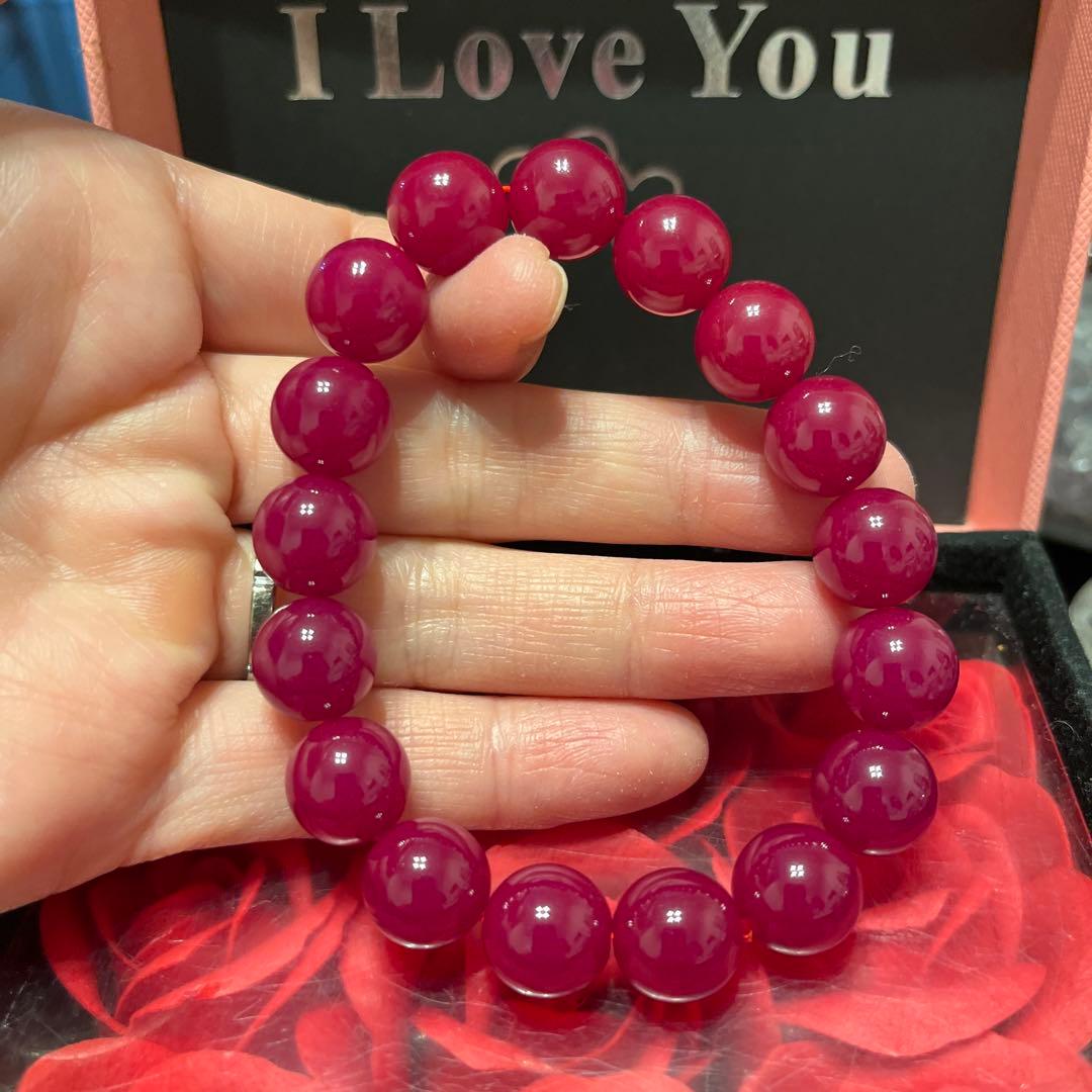 セール！天然石ブレスレット　ミャンマー産　ルビー　大玉