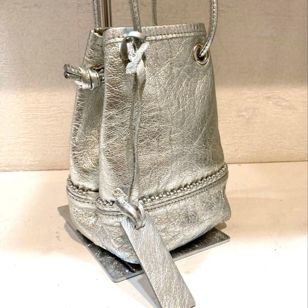 【美品】MARCO MASI 巾着　スタッズ ショルダーバッグ　シルバー