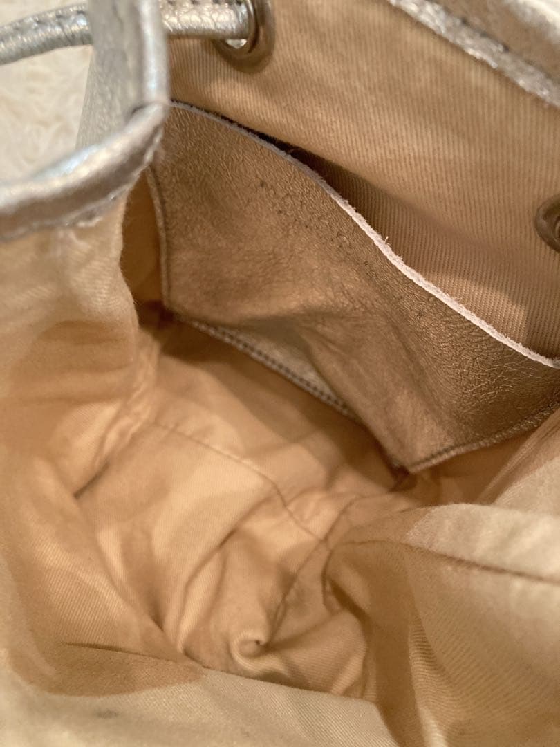 【美品】MARCO MASI 巾着　スタッズ ショルダーバッグ　シルバー