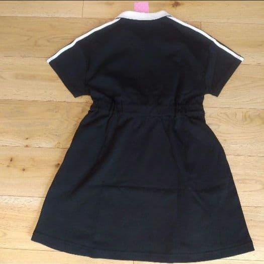 【新品タグ付】メゾピアノ　サイドラインワンピース　黒　140