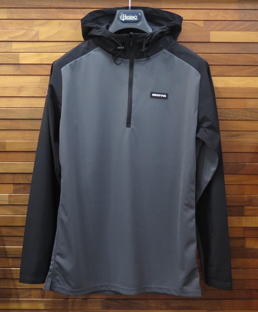 ⓂBRIEFING GOLF ブリーフィングゴルフ背面ロゴハーフジップフーディー