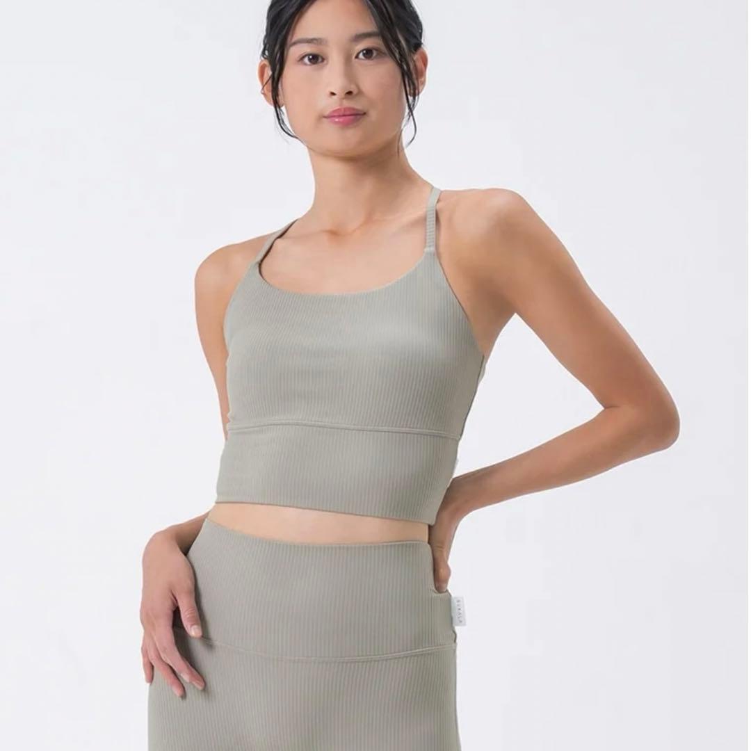 SUKALA スカラ　バックツイストセパレートタンクトップ　ペールミント　L