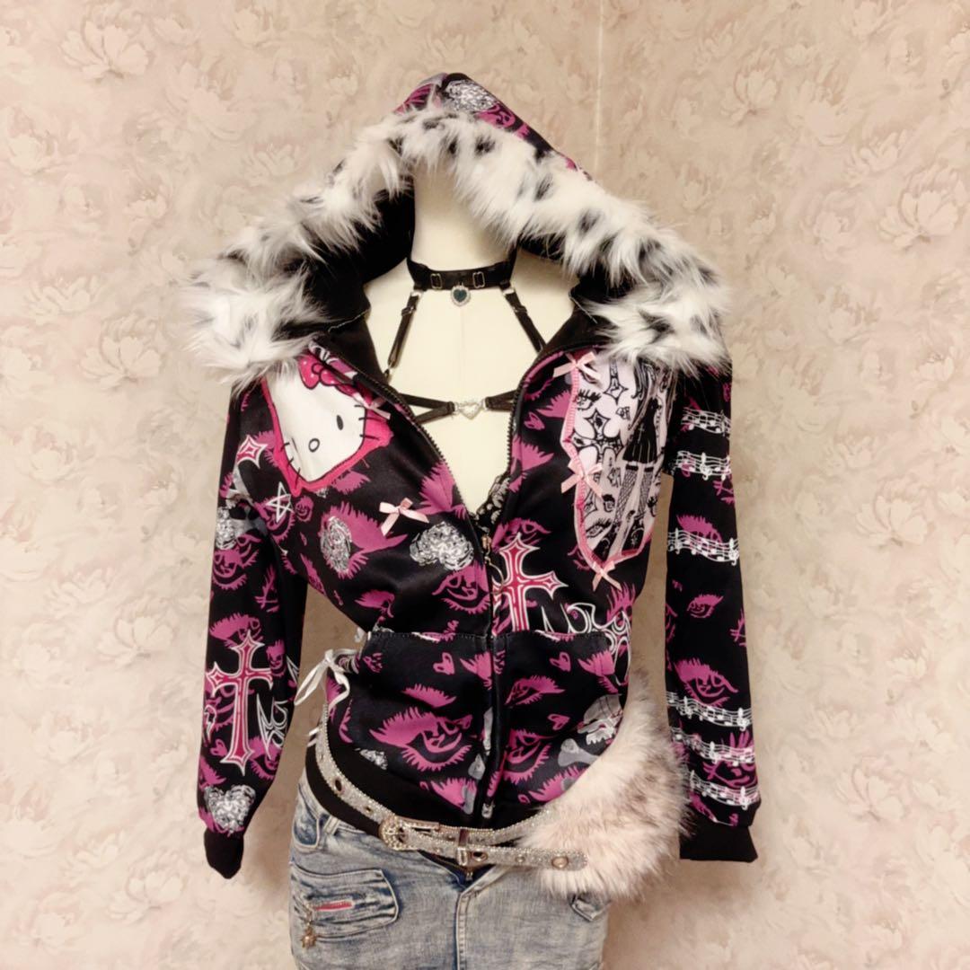 平成ギャル　00s Y2Kハローキティ グラフィックパーカー