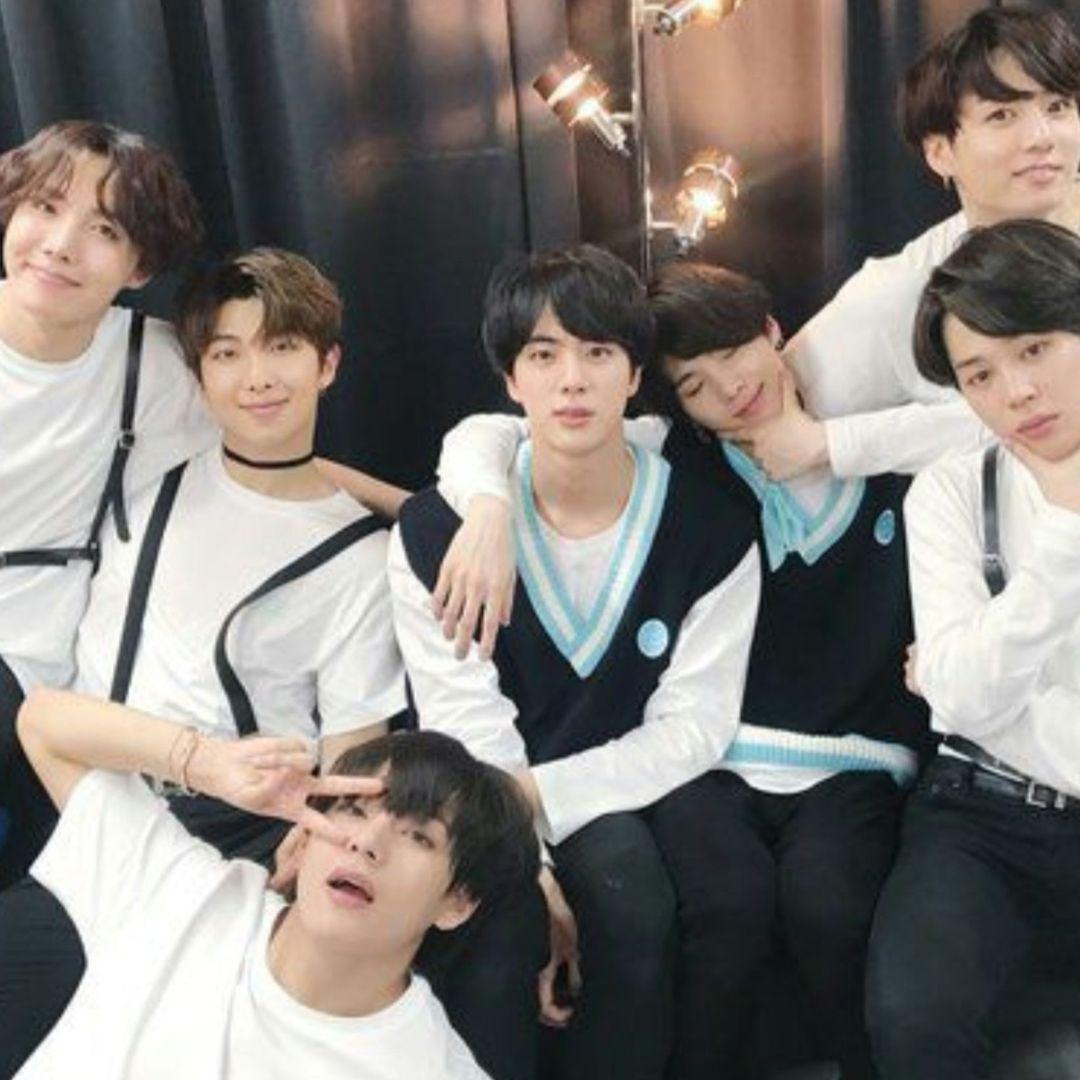 BTS 防弾少年団 Happy Ever After JP KNIT VEST