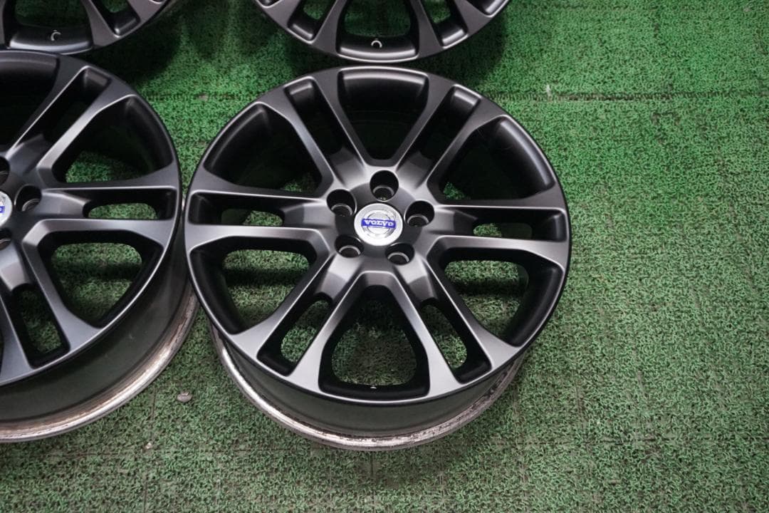 VOLVO純正　カスタムブラックエディション　ボルボ　XC60 V60