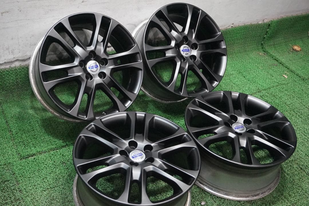 VOLVO純正　カスタムブラックエディション　ボルボ　XC60 V60