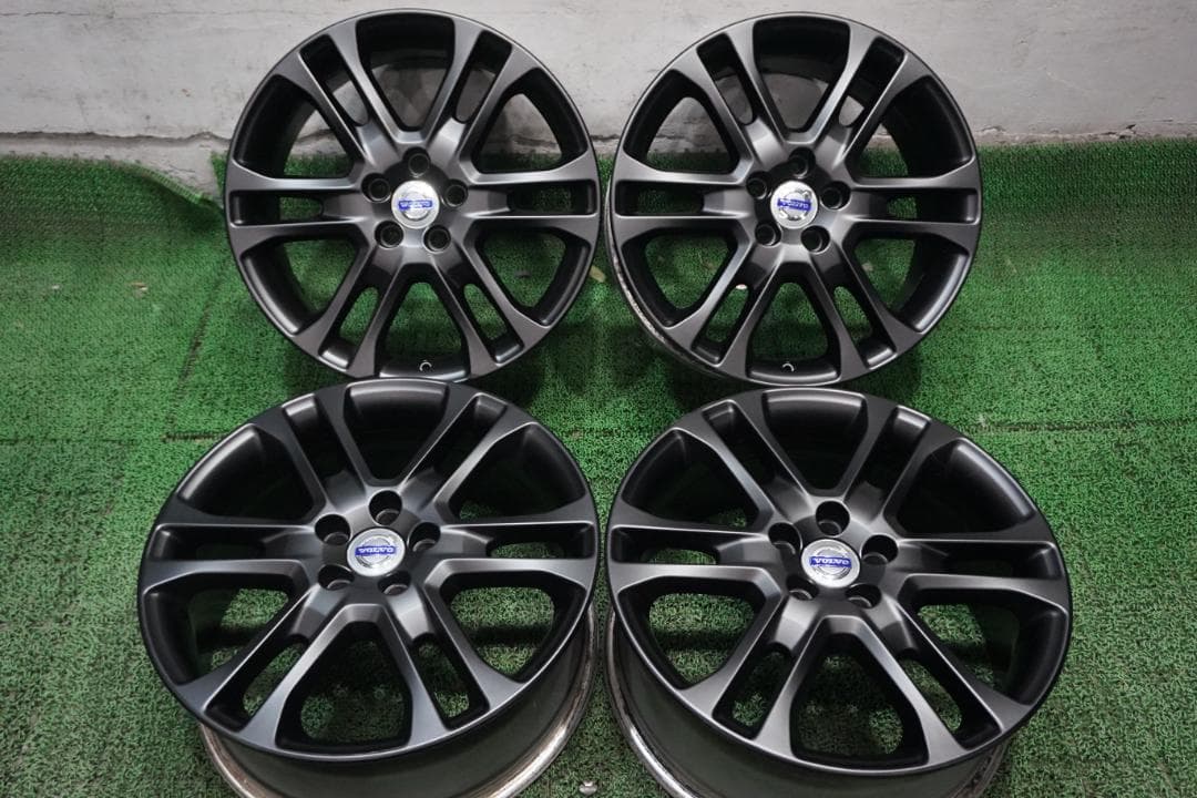 VOLVO純正　カスタムブラックエディション　ボルボ　XC60 V60