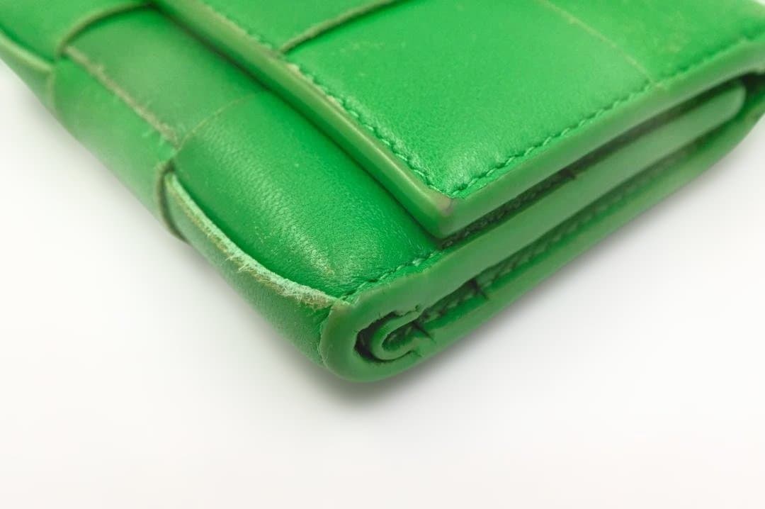 Bottega veneta　ボッテガヴェネタ　カセット　三つ折り財布　グリーン