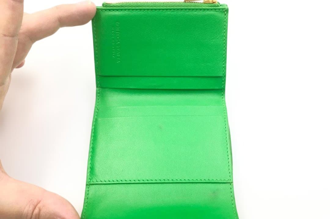 Bottega veneta　ボッテガヴェネタ　カセット　三つ折り財布　グリーン