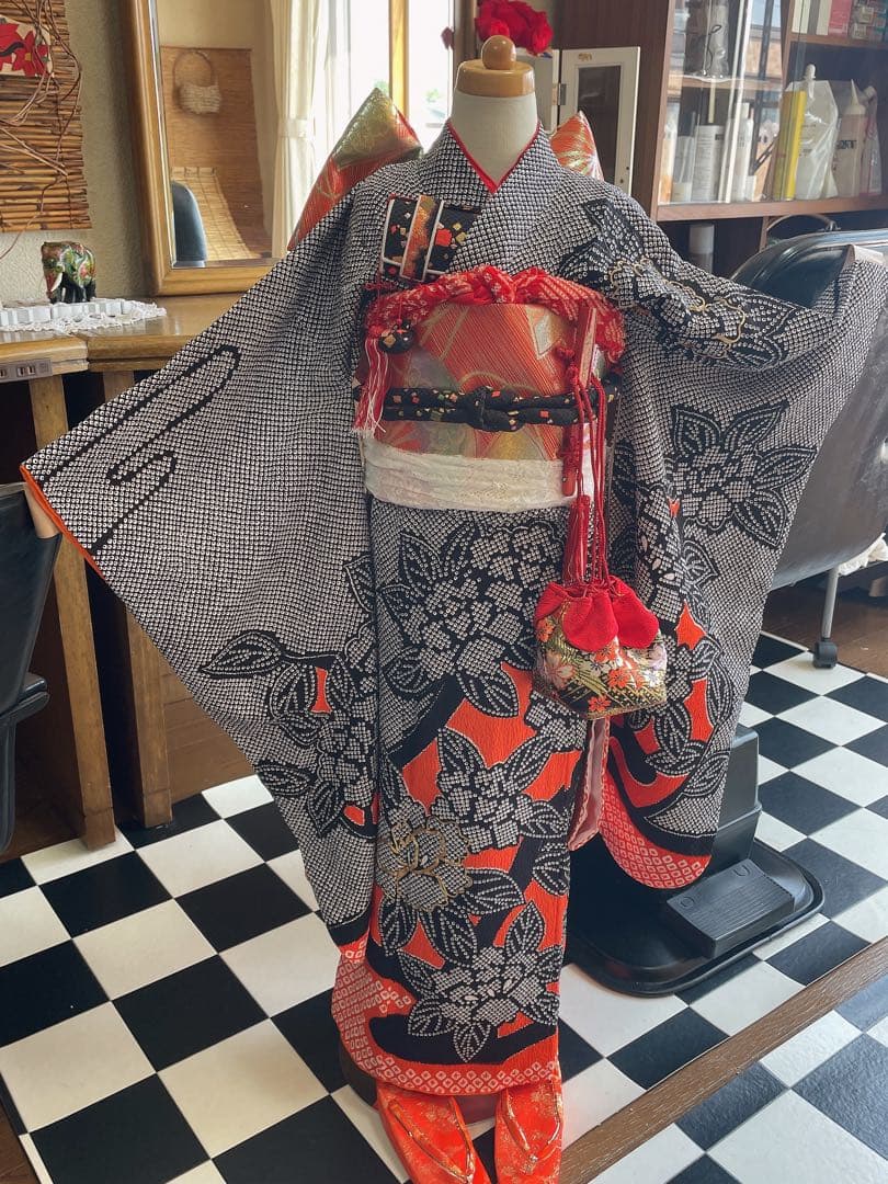 七五三お祝い黒絞り柄セット