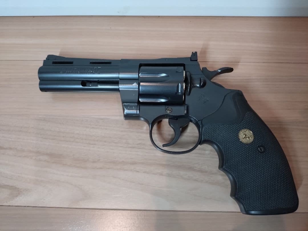 ガスガン 東京マルイ　コルトパイソン.357マグナム　4インチ（生産終了）