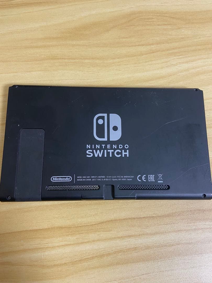 。【初期化済み】Nintendo Switch ワイヤレスコントローラー付き