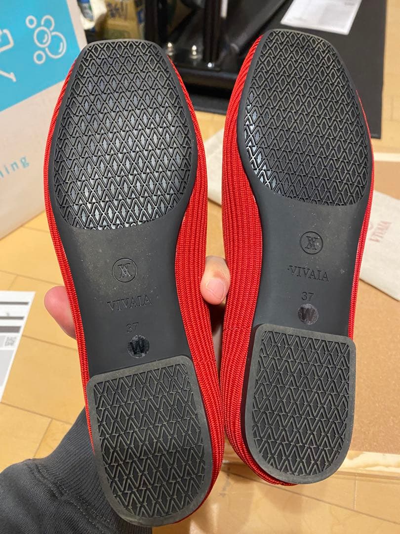 【値下げ不可】VIVAIA レッド フラットシューズ 23.5