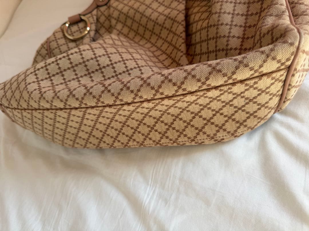 Gucci ダイヤモンドパターン トートバッグ