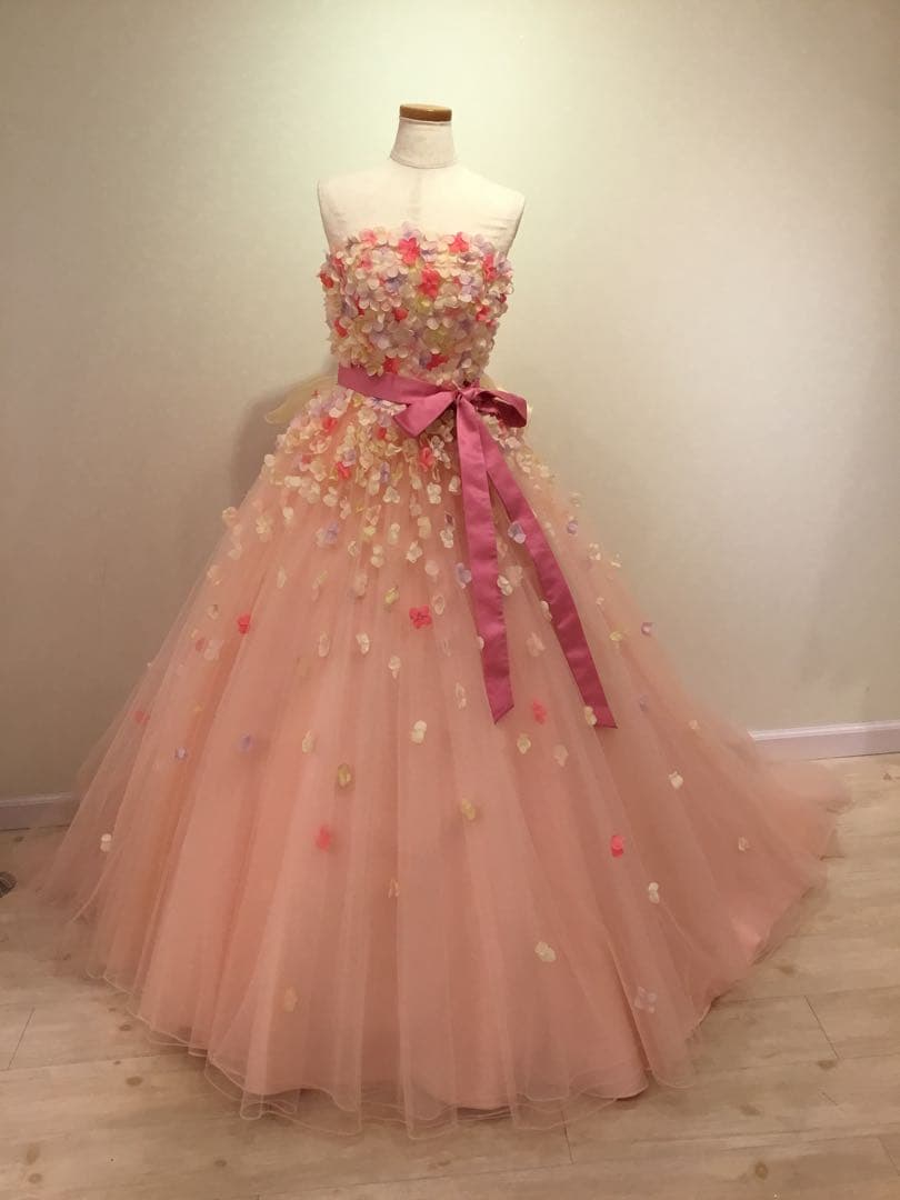 M*o様 YNS WEDDINGフラワー装飾 ピーチピンク チュールドレス