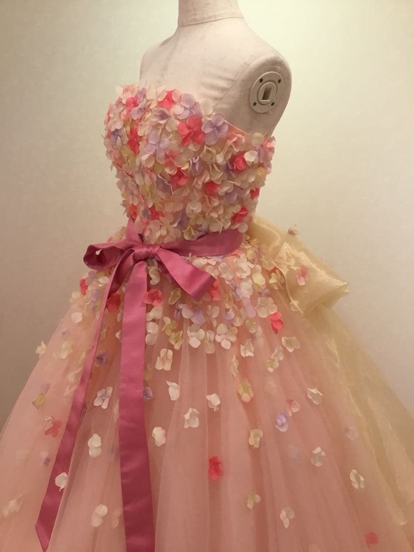 M*o様 YNS WEDDINGフラワー装飾 ピーチピンク チュールドレス