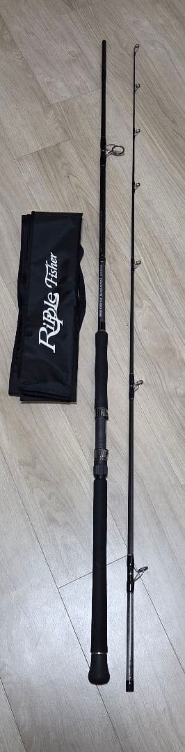 リップルフィッシャー　ランナーエクシード　911EMH