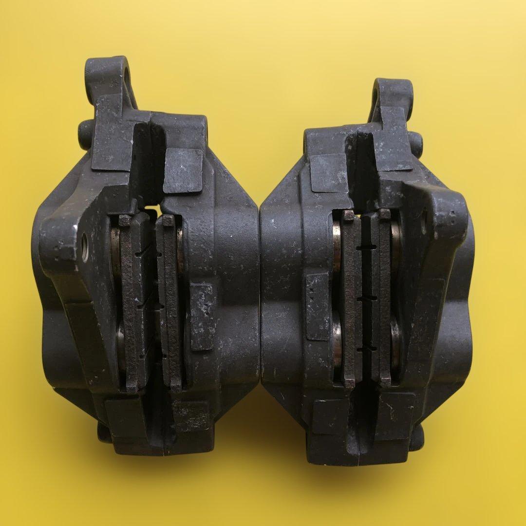 TOKICO ブレーキキャリパー