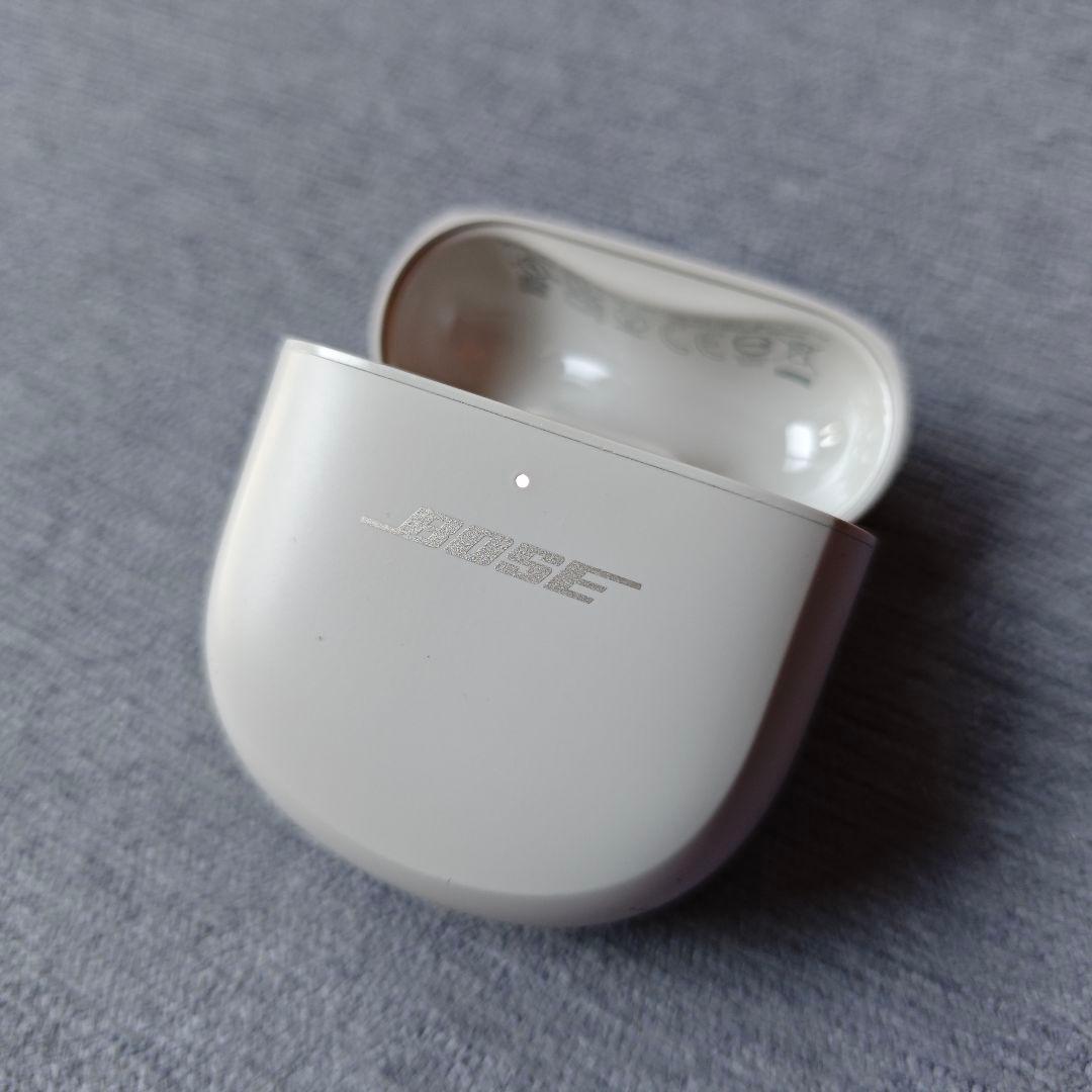 【最終値下げ】Bose QuietComfort Ultra Earbuds 白
