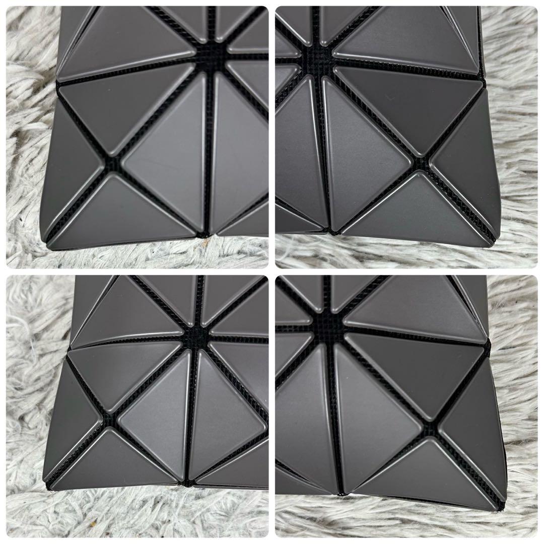 極美品 バオバオイッセイミヤケ レザー ショルダーバッグ ファスナー グレー