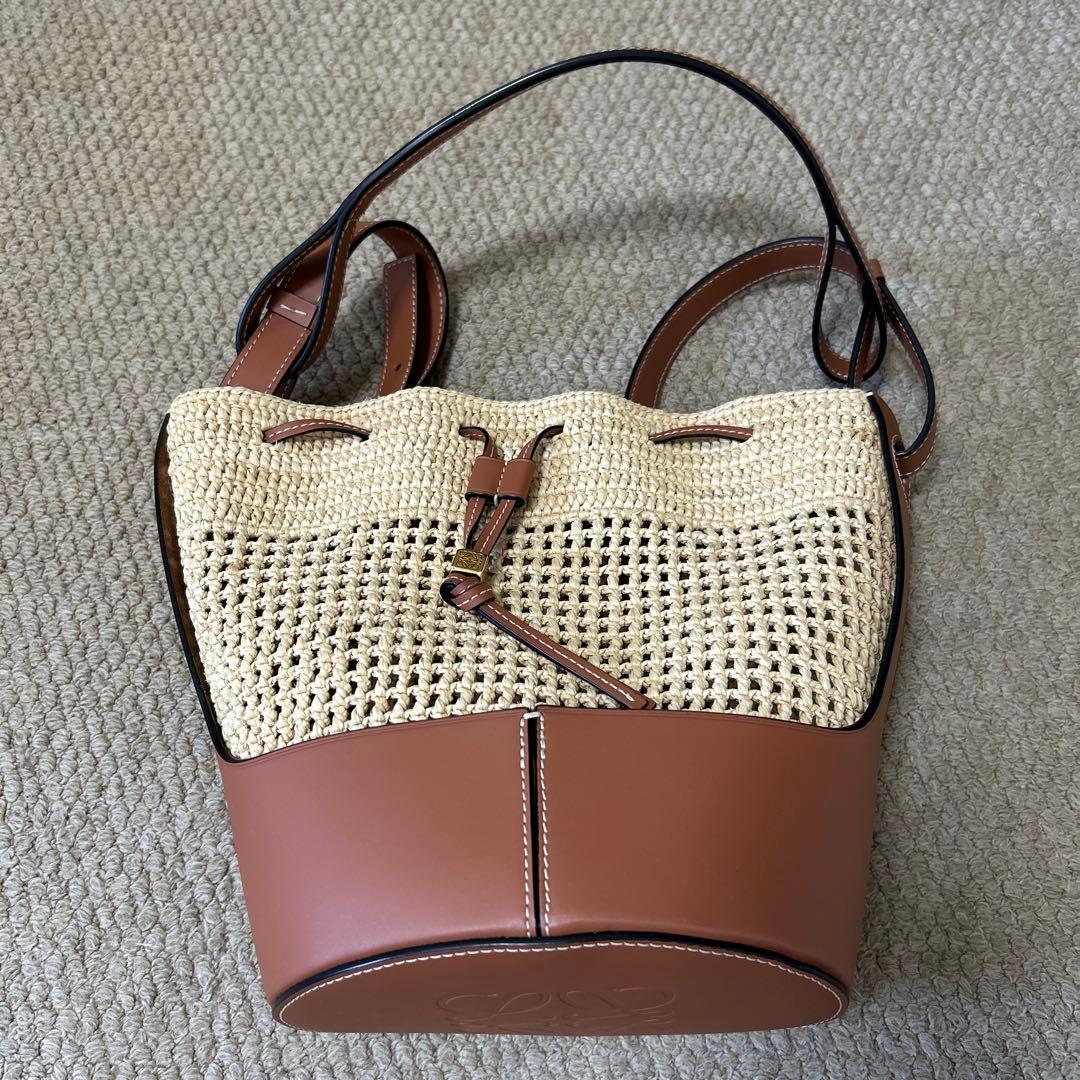 早い者勝ち【美品】LOEWE ショルダーバッグ バルーンバッグ スモール