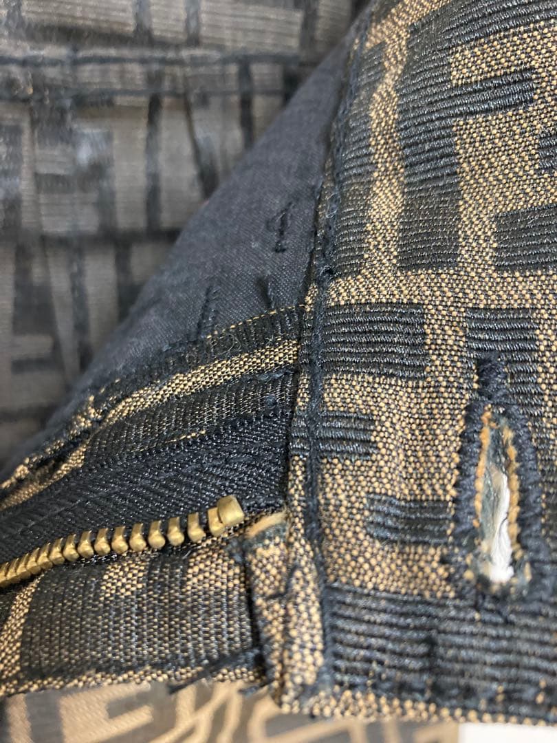 【新品】フェンディFENDIパンツ ヴィンテージ正規店購入　ズッカ柄