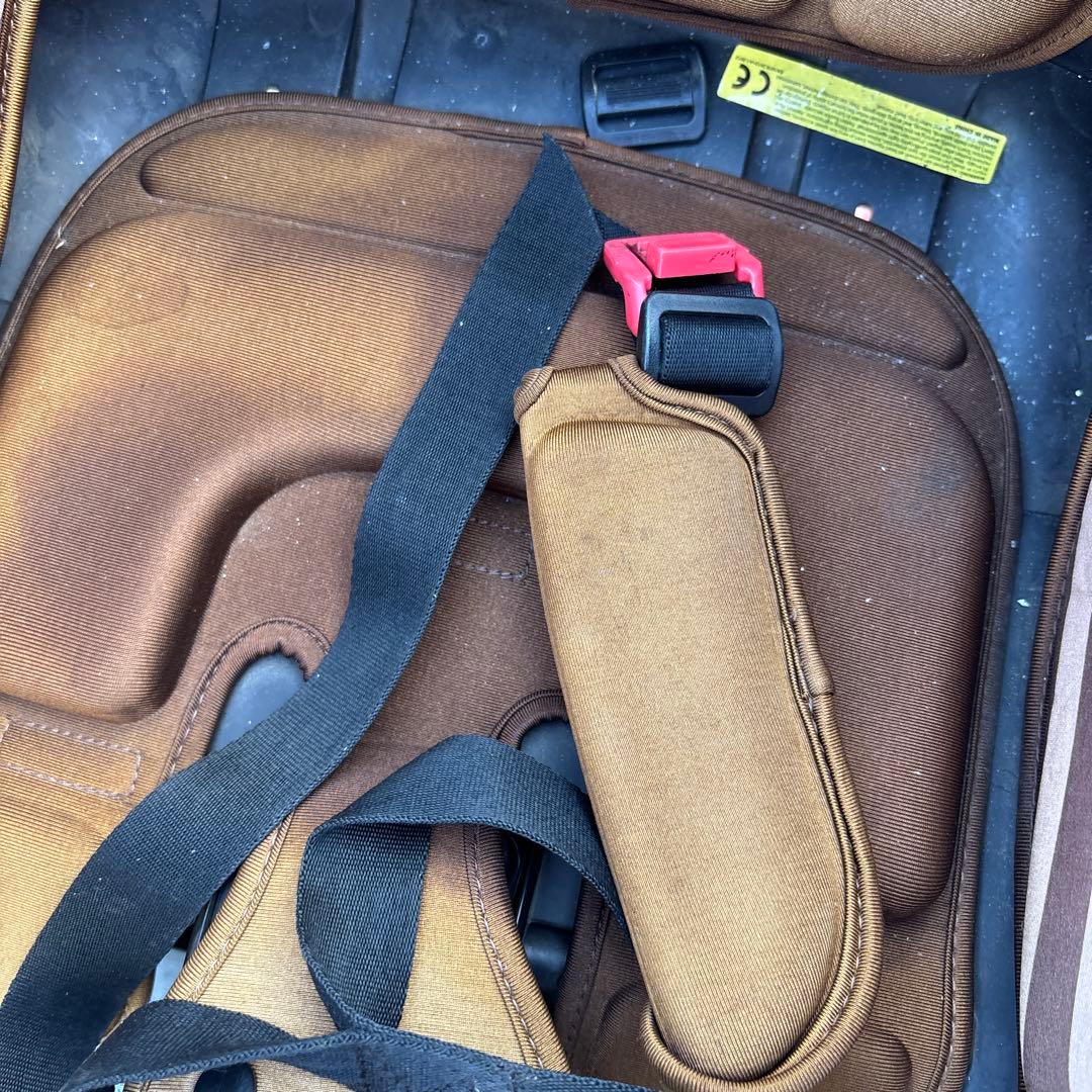 電動アシスト自転車 チャイルドシート付き 充電器あり　後輪タイヤパンク