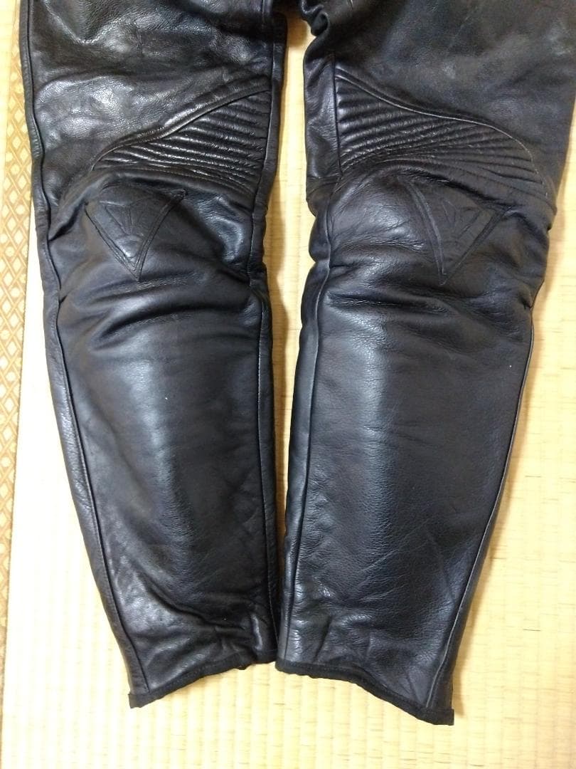 DAINESE ダイネーゼレザー レザーパンツ 黒 膝パッド付き サイズ48