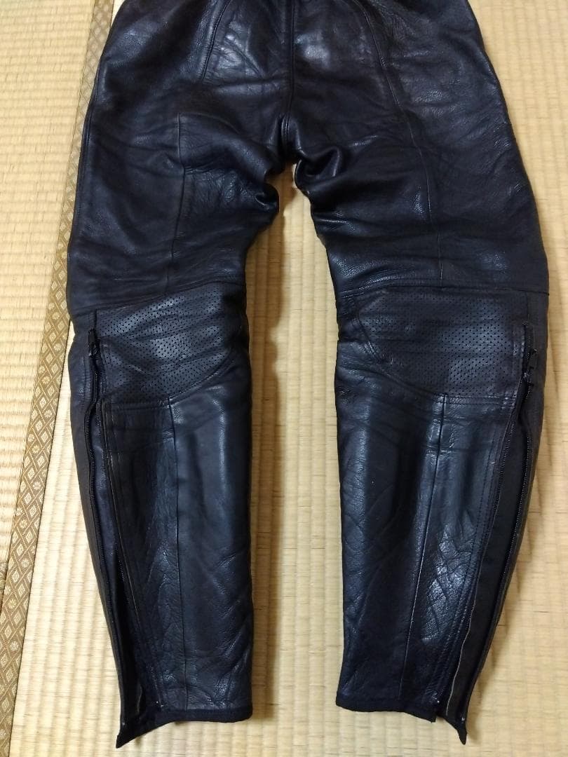 DAINESE ダイネーゼレザー レザーパンツ 黒 膝パッド付き サイズ48