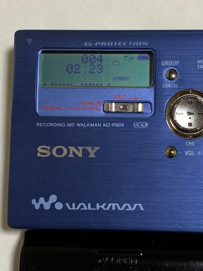 SONY MZ-R909 ポータブルMDプレーヤー