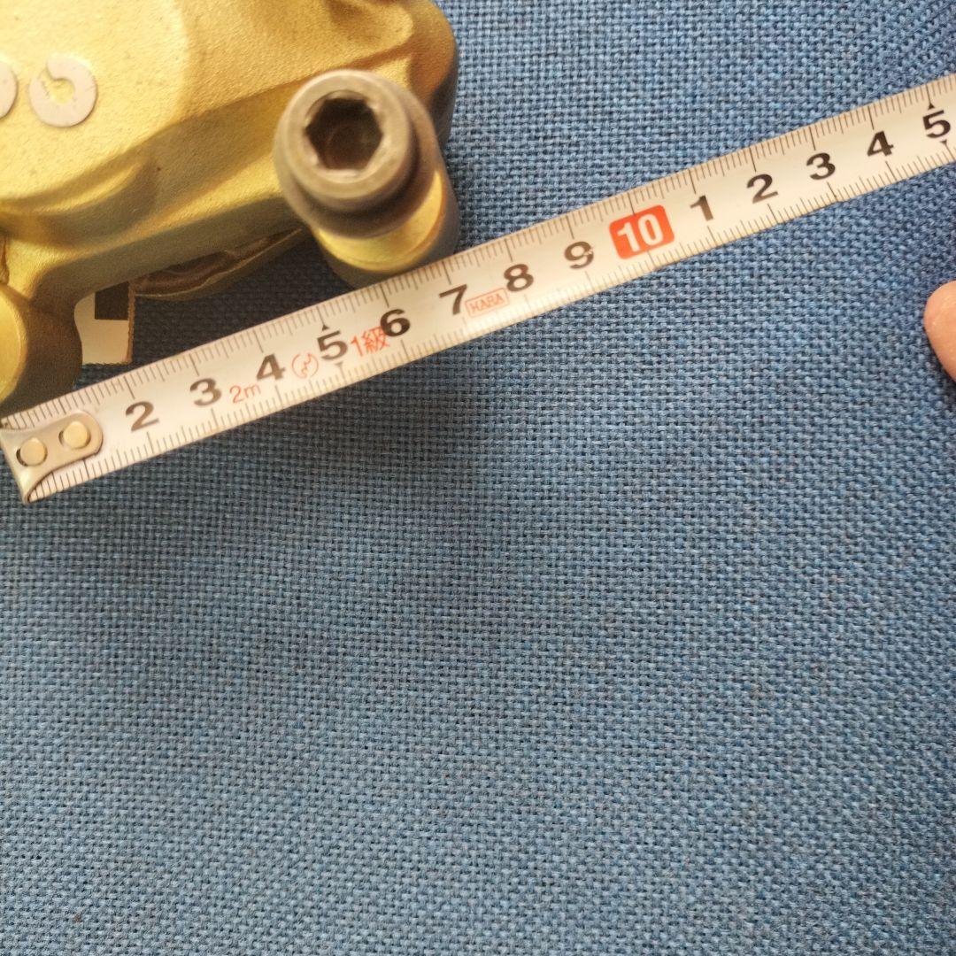 brembo ゴールド ブレーキキャリパー右