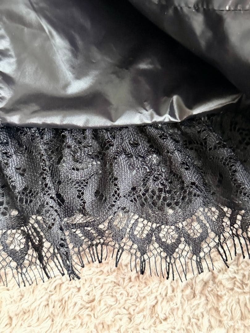 スーパービューティー ブラックダウンベスト レース