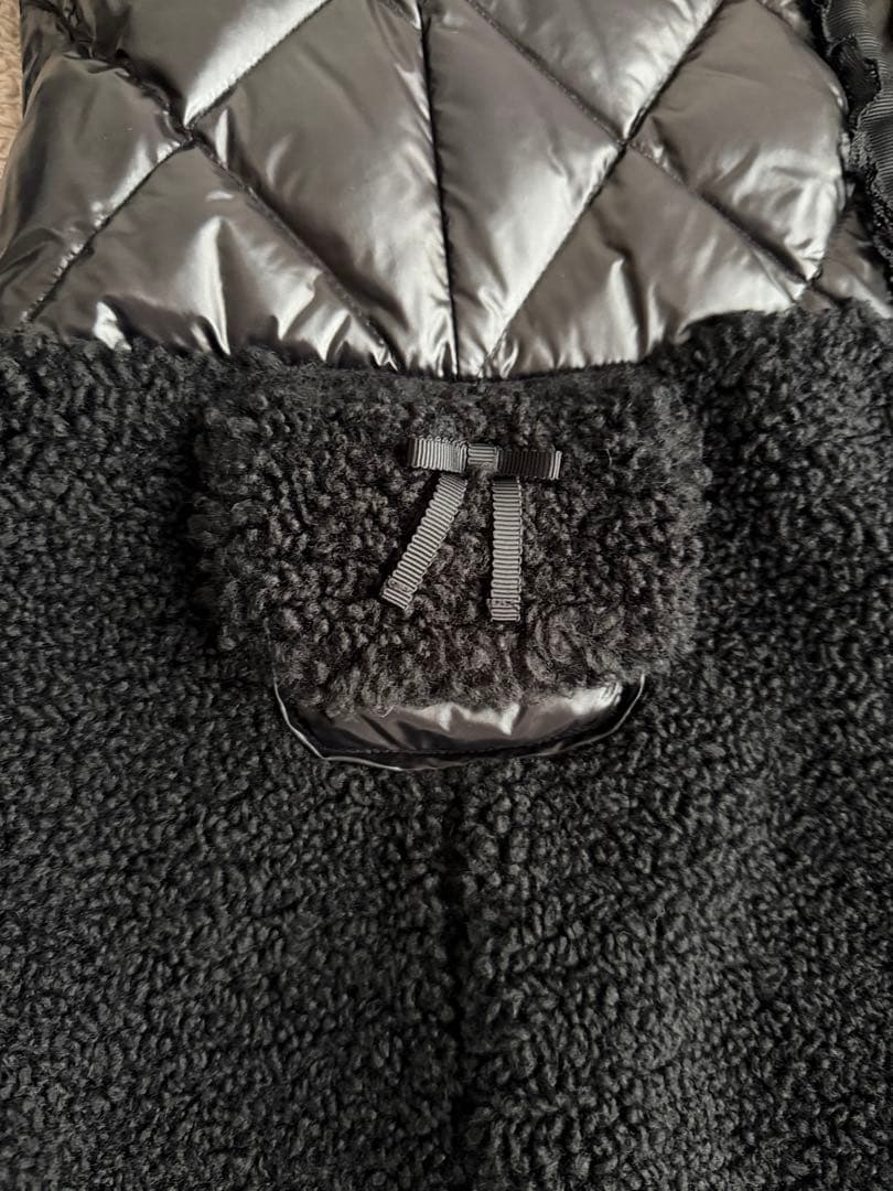 スーパービューティー ブラックダウンベスト レース