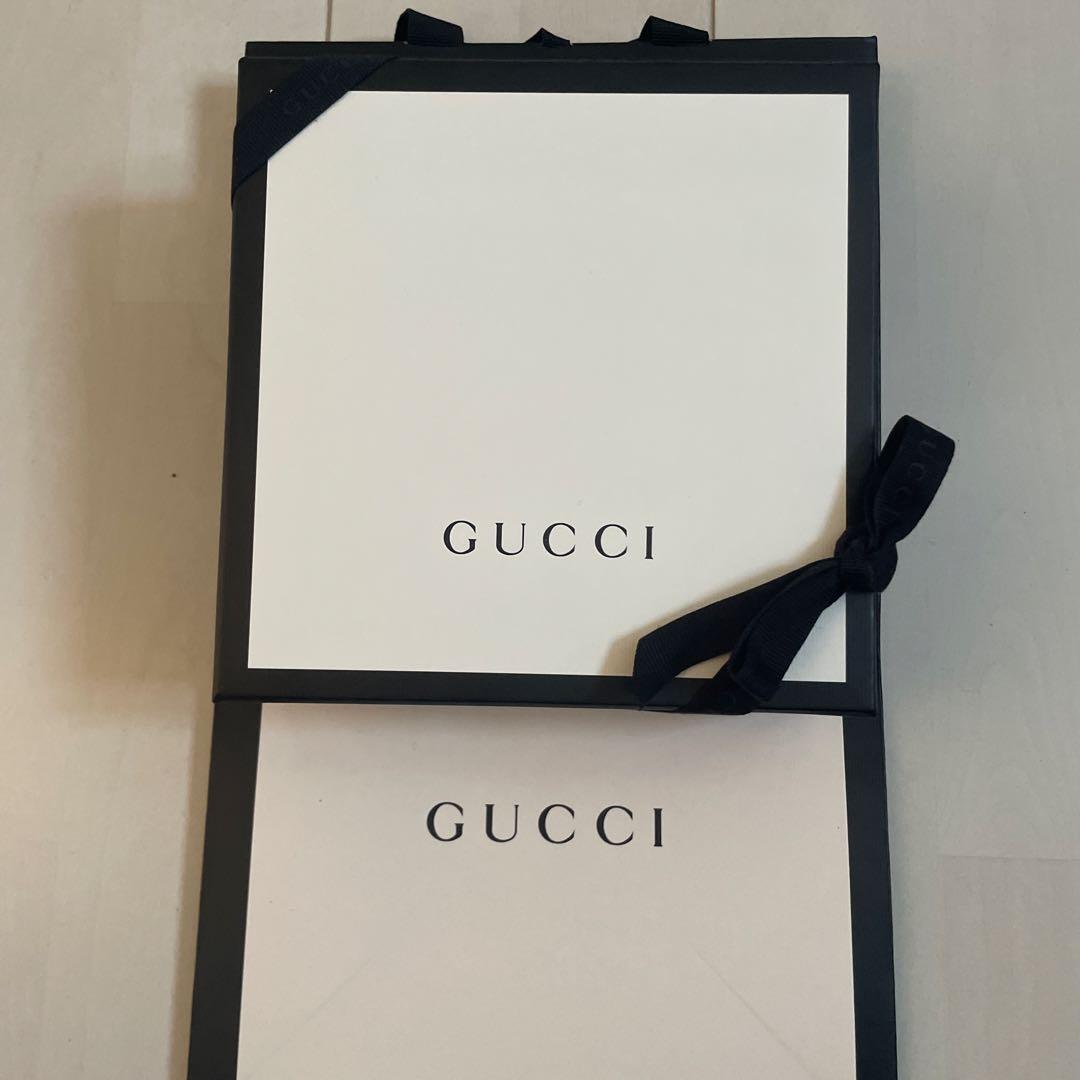 GUCCI ブラック GGパターン マフラー