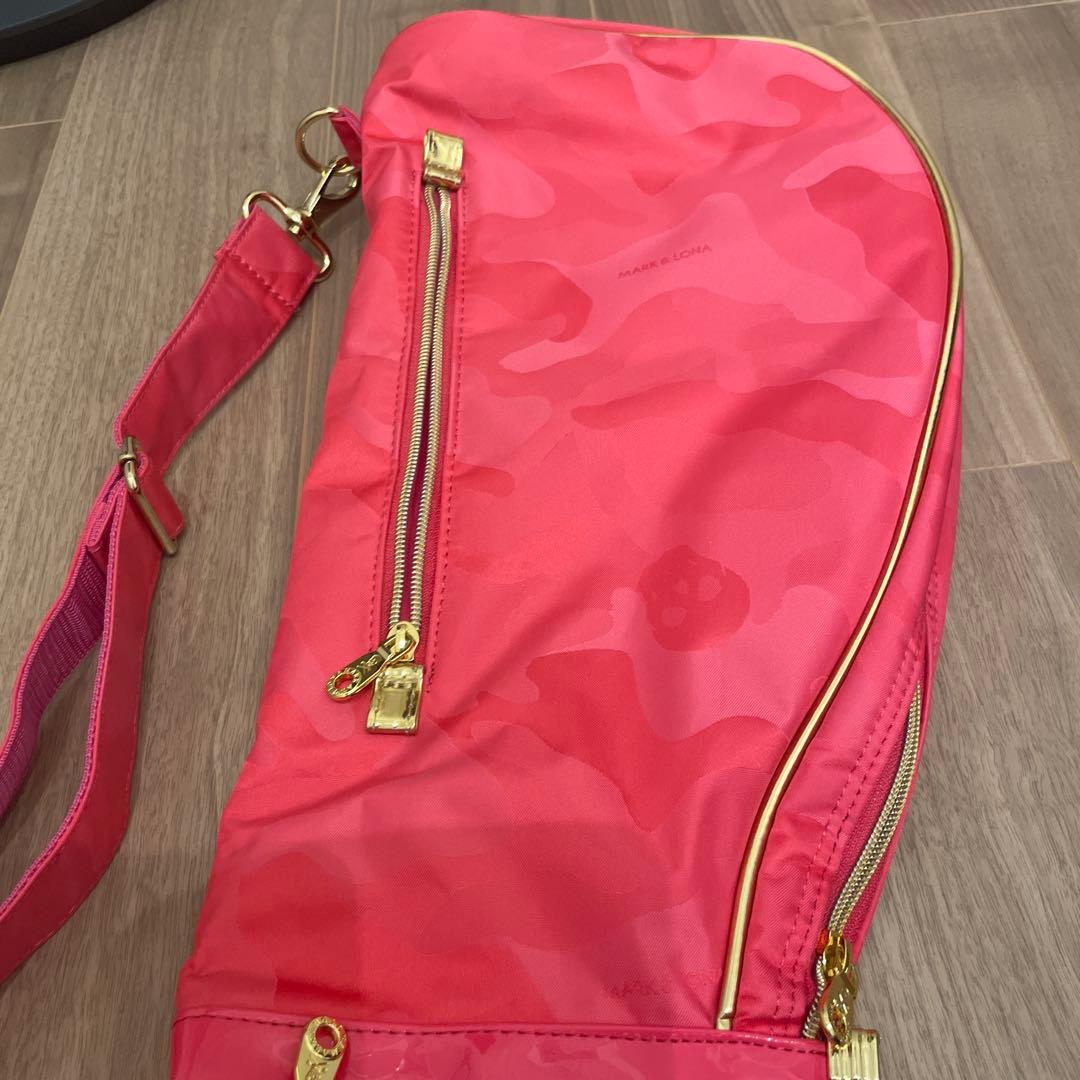 マークアンドロナ　ゴルフバッグ