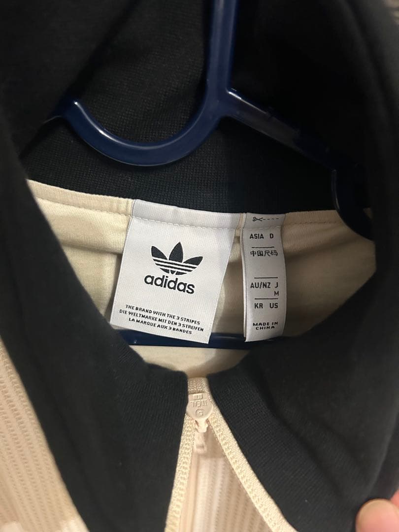 adidasワッフルトラックジャケット