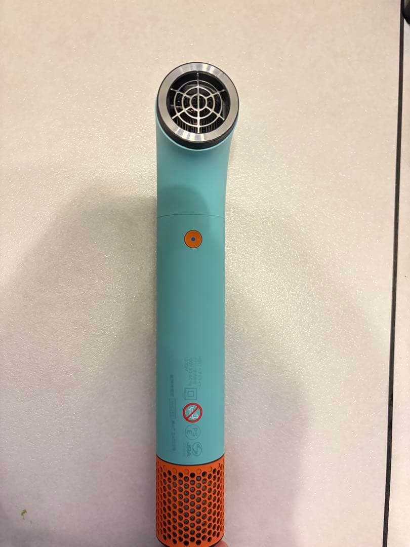 Dyson Supersonic ドライヤー 付属品付き