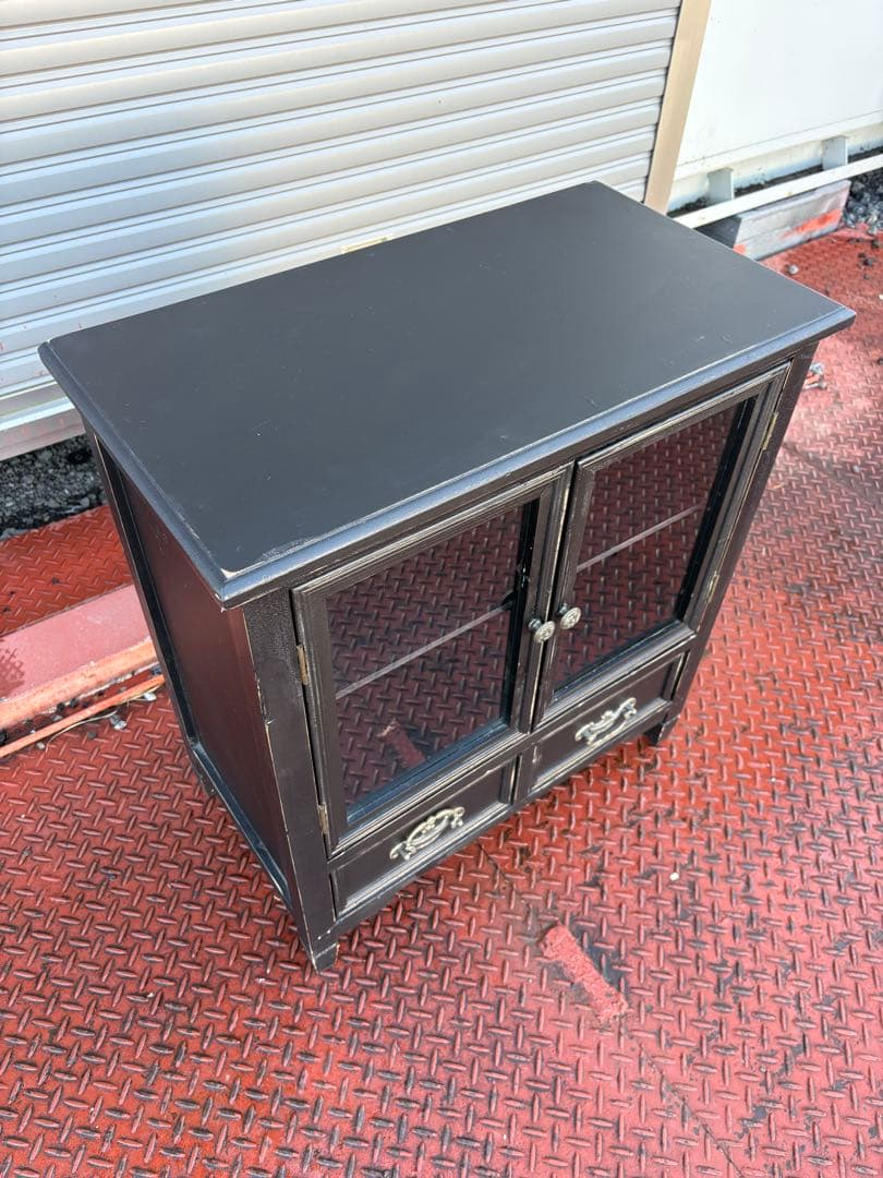 サリュ　アンティーク風キャビネット ガラス扉　家具　黒　ブラック　ガラスケース