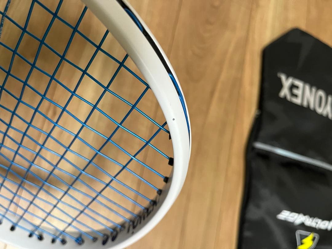 ヨネックス　ボルトレイジ5S UL1