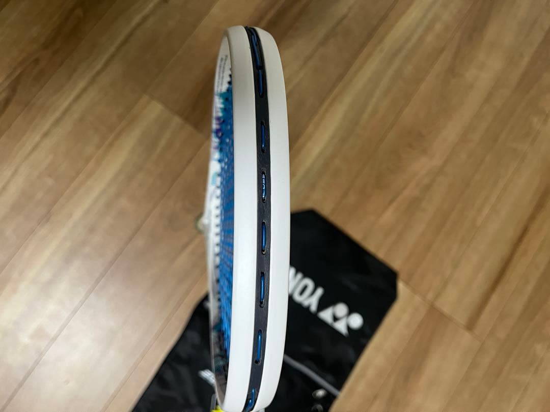 ヨネックス　ボルトレイジ5S UL1