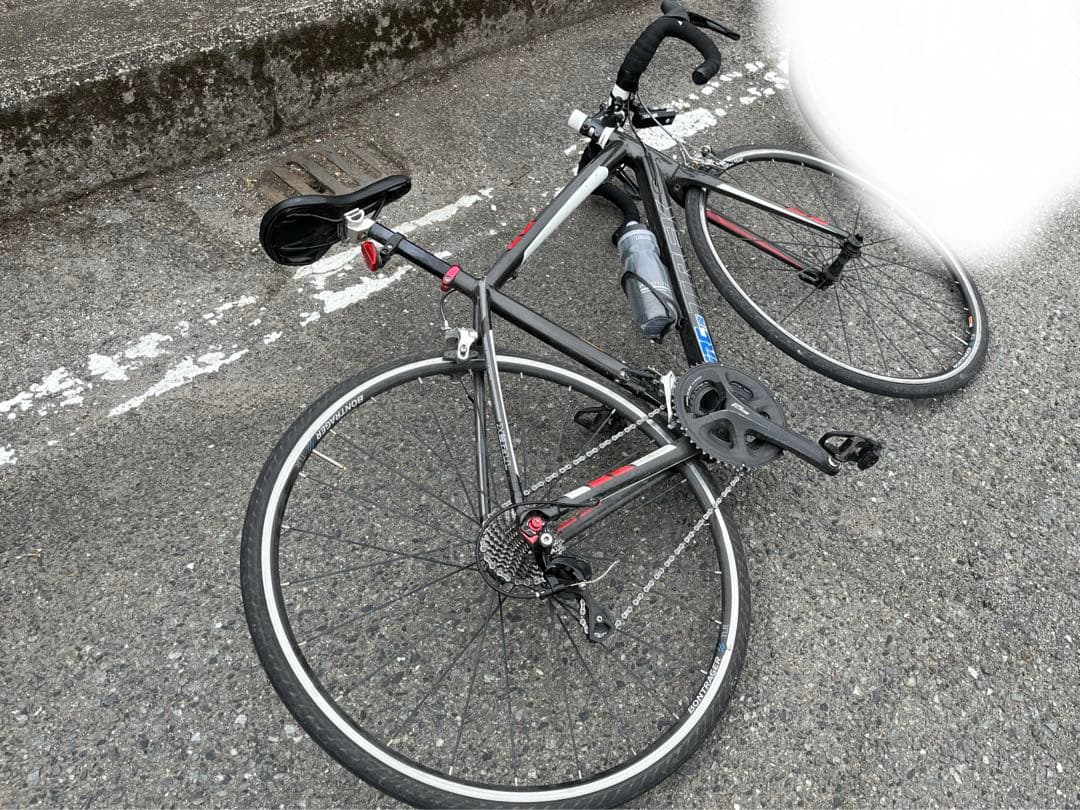 TREK Madone 2.3 ロードバイク カスタム可能
