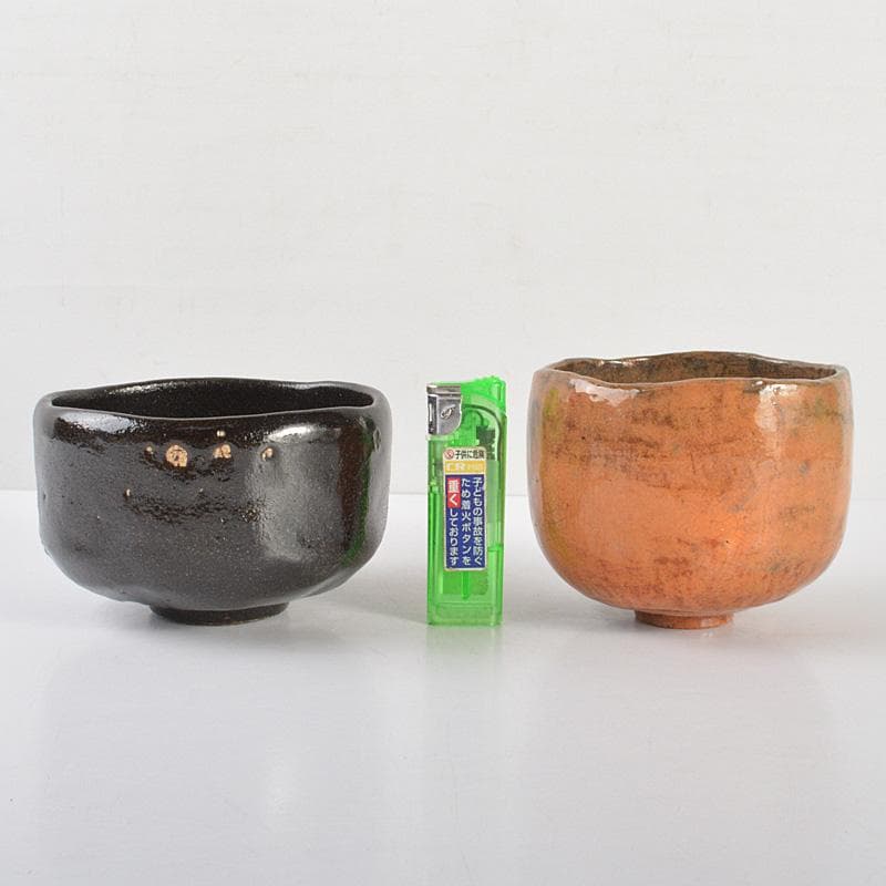 茶道具　古い赤楽茶碗　黒楽茶碗　2点まとめて　M　R6786