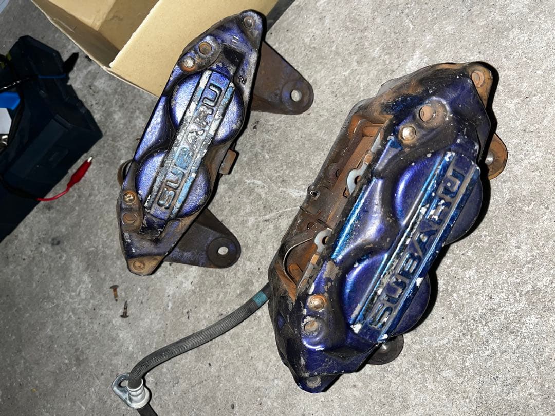スバル　フロント 4POT ブレーキキャリパー　86・BRZの流用等に