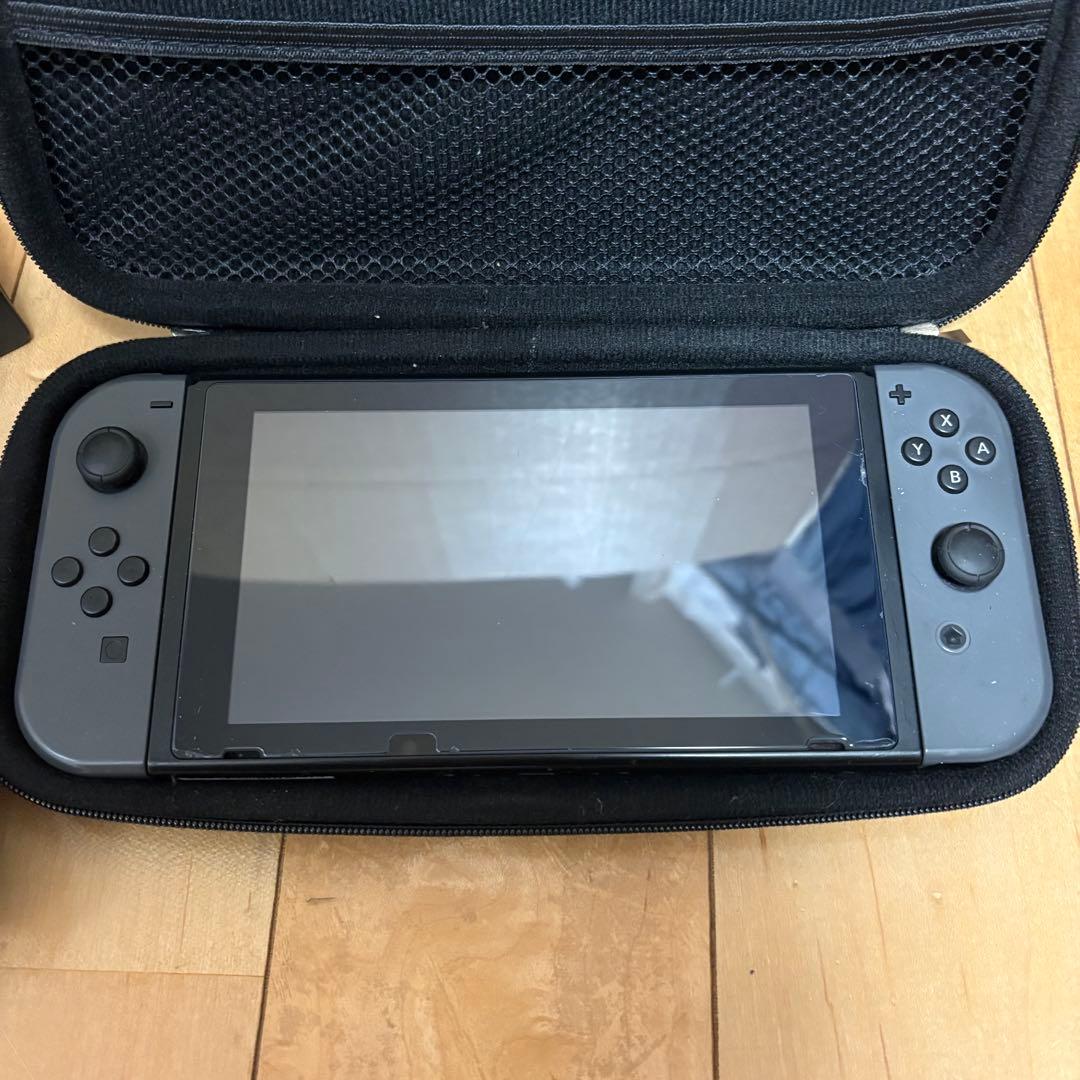 【動作確認済美品】Nintendo Switch 本体/ケース/ドック/グリップ