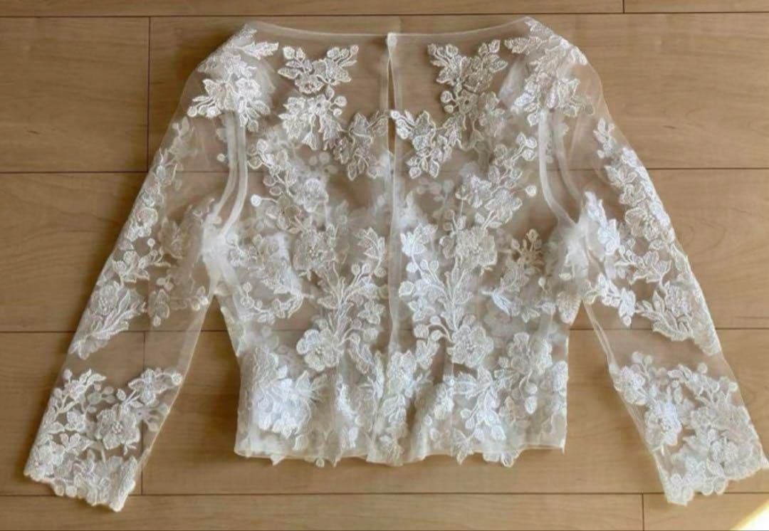 ワタナベウェディング　ボレロ