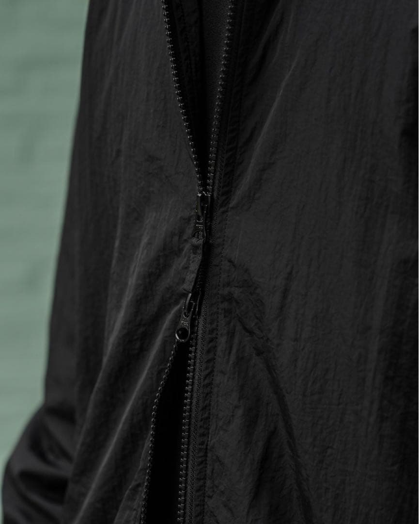 SUAVELE【ナイロンセットアップ】【トラックjk】【トラックpt】black