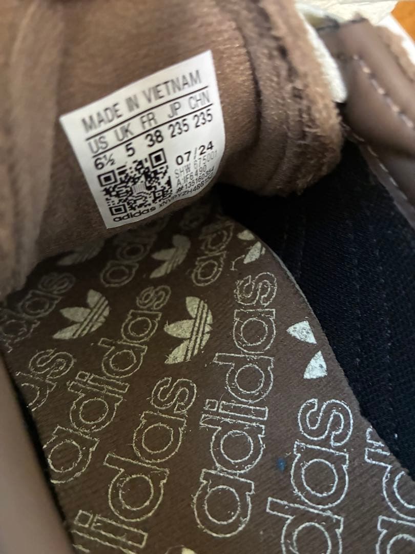 アディダス オリジナルスHANDBALL SPEZIAL