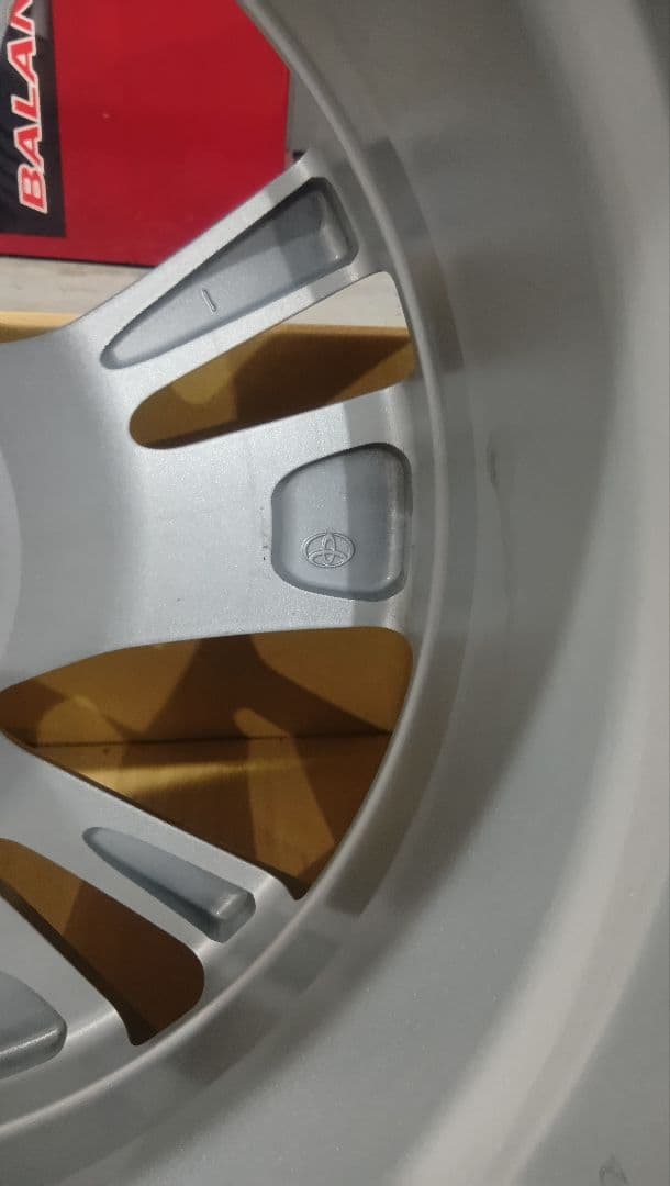 クラウンクロスオーバー　純正ホイール　18インチ　1本