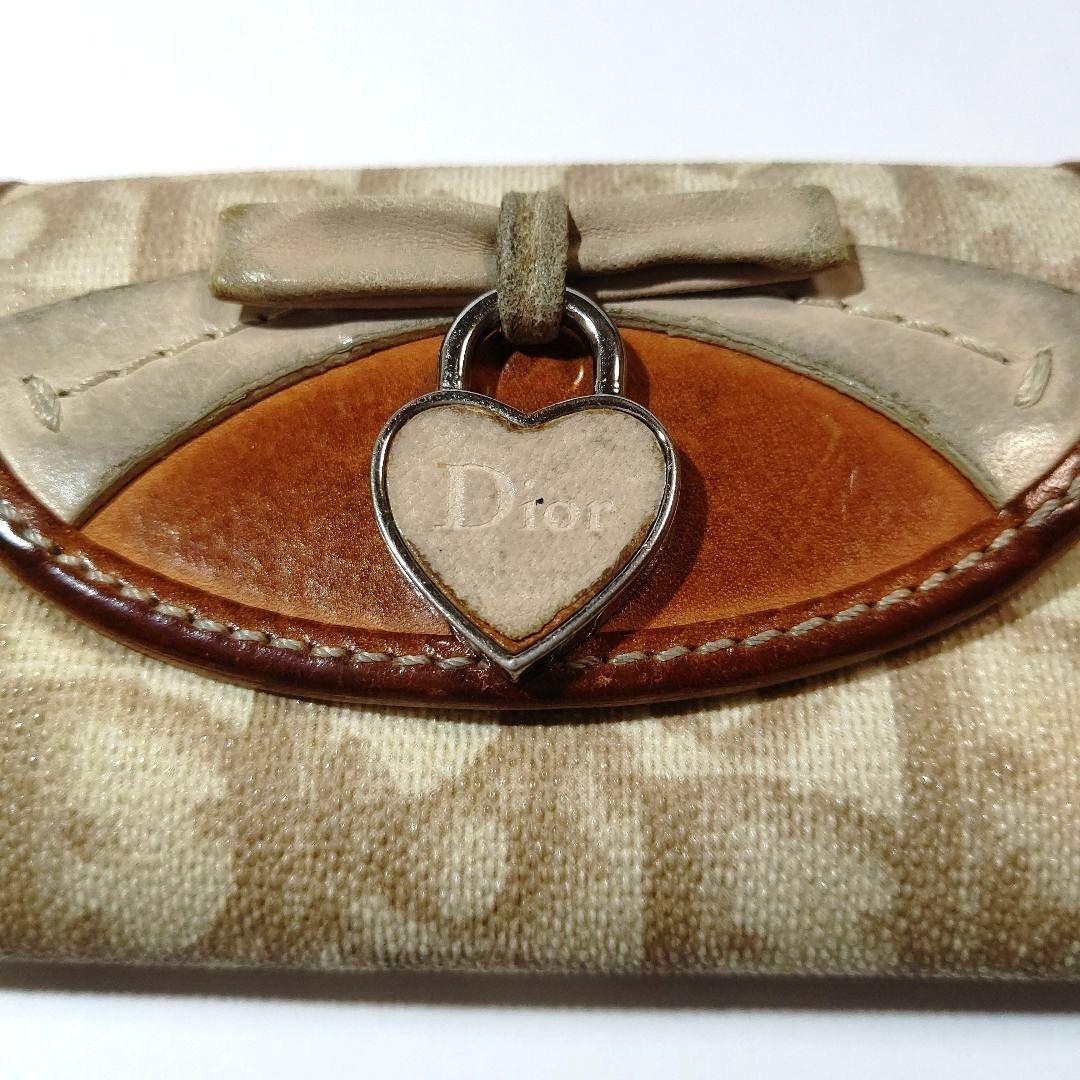 ChristianDior ベージュ系 キーケース ハートチャーム付き