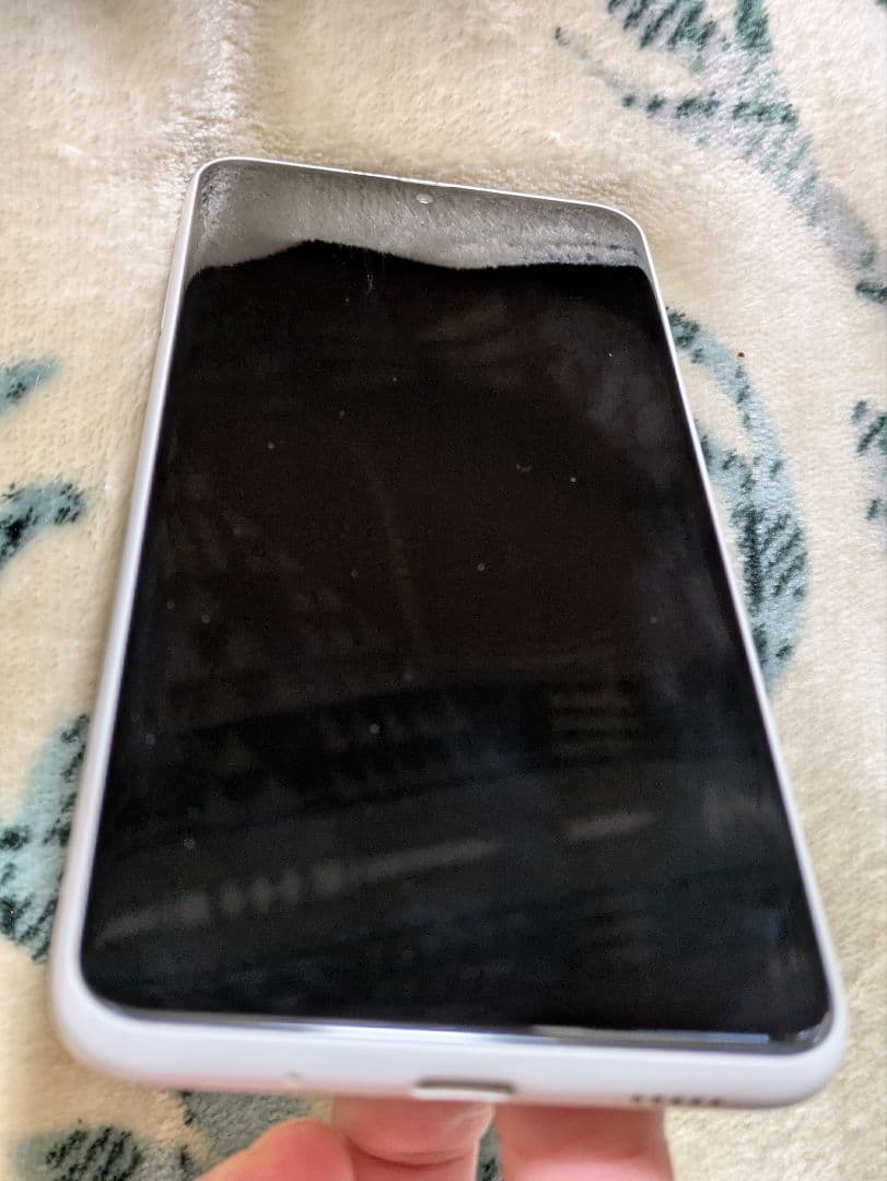 docomo Galaxy A22 5G　ホワイト　本体のみ